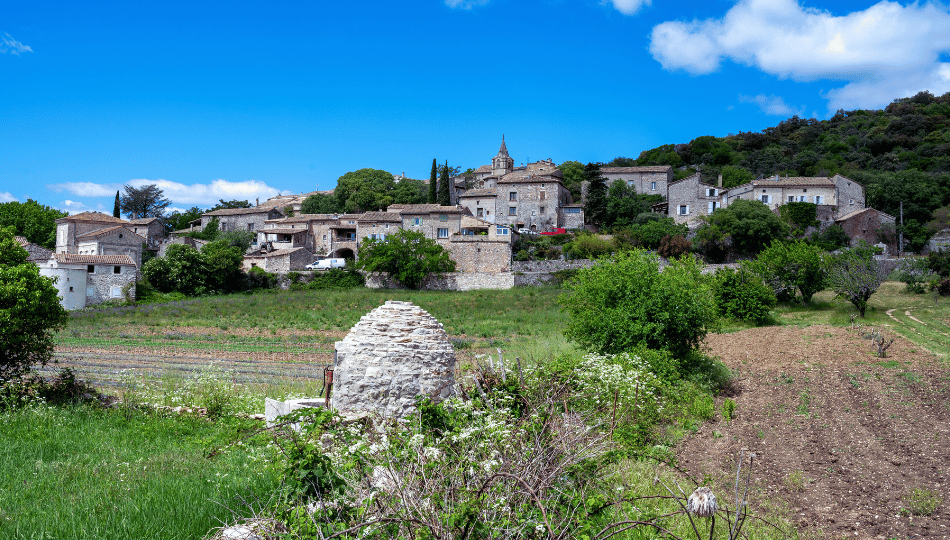 Village pittoresque en Ardèche